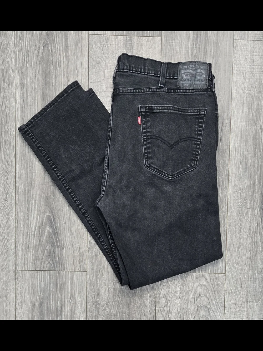Levi’s 502 Taper Fit Jeans Men’s 42x32 Faded Black Big Tall